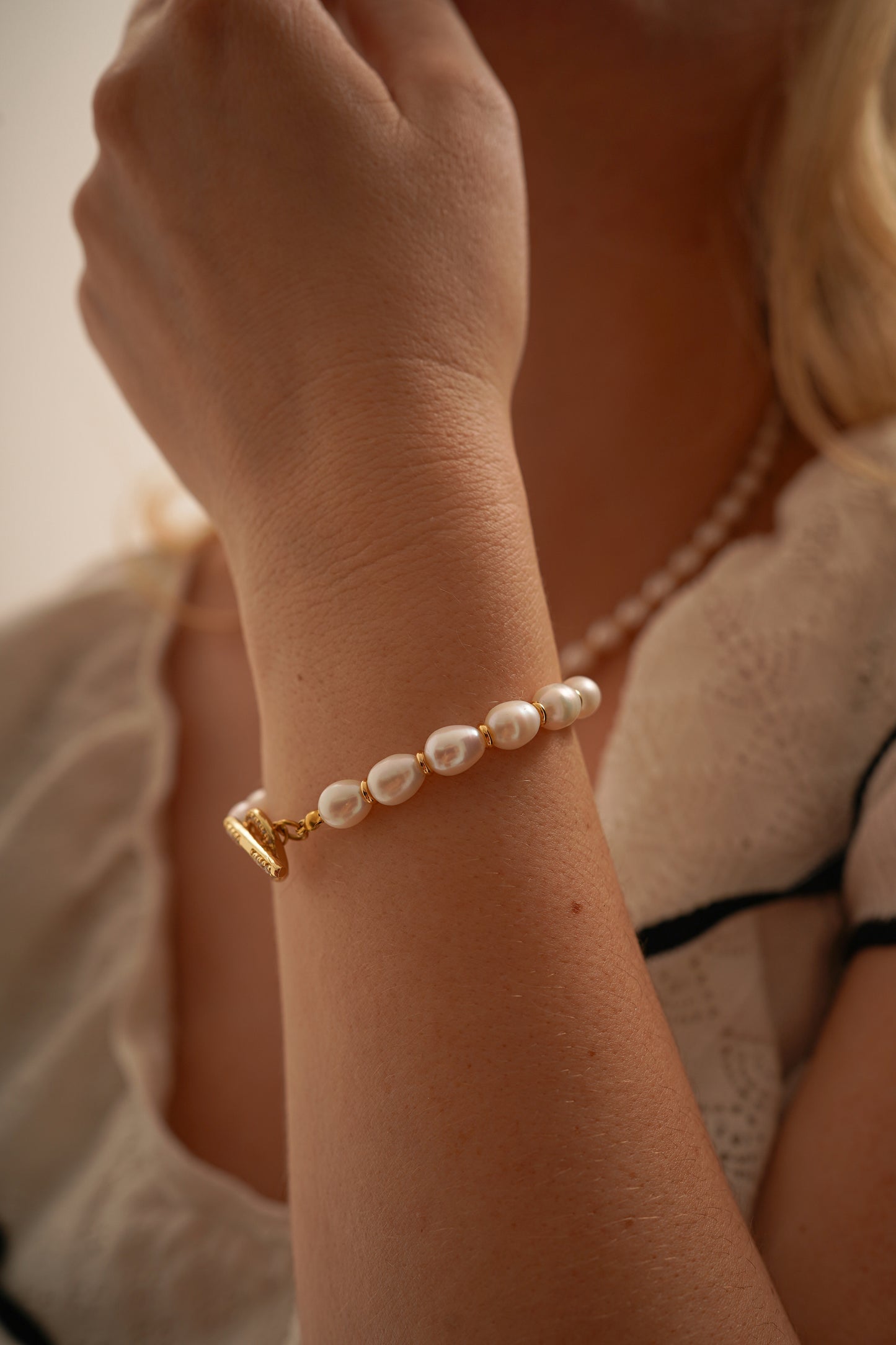 Timeless Pearls Bracelet