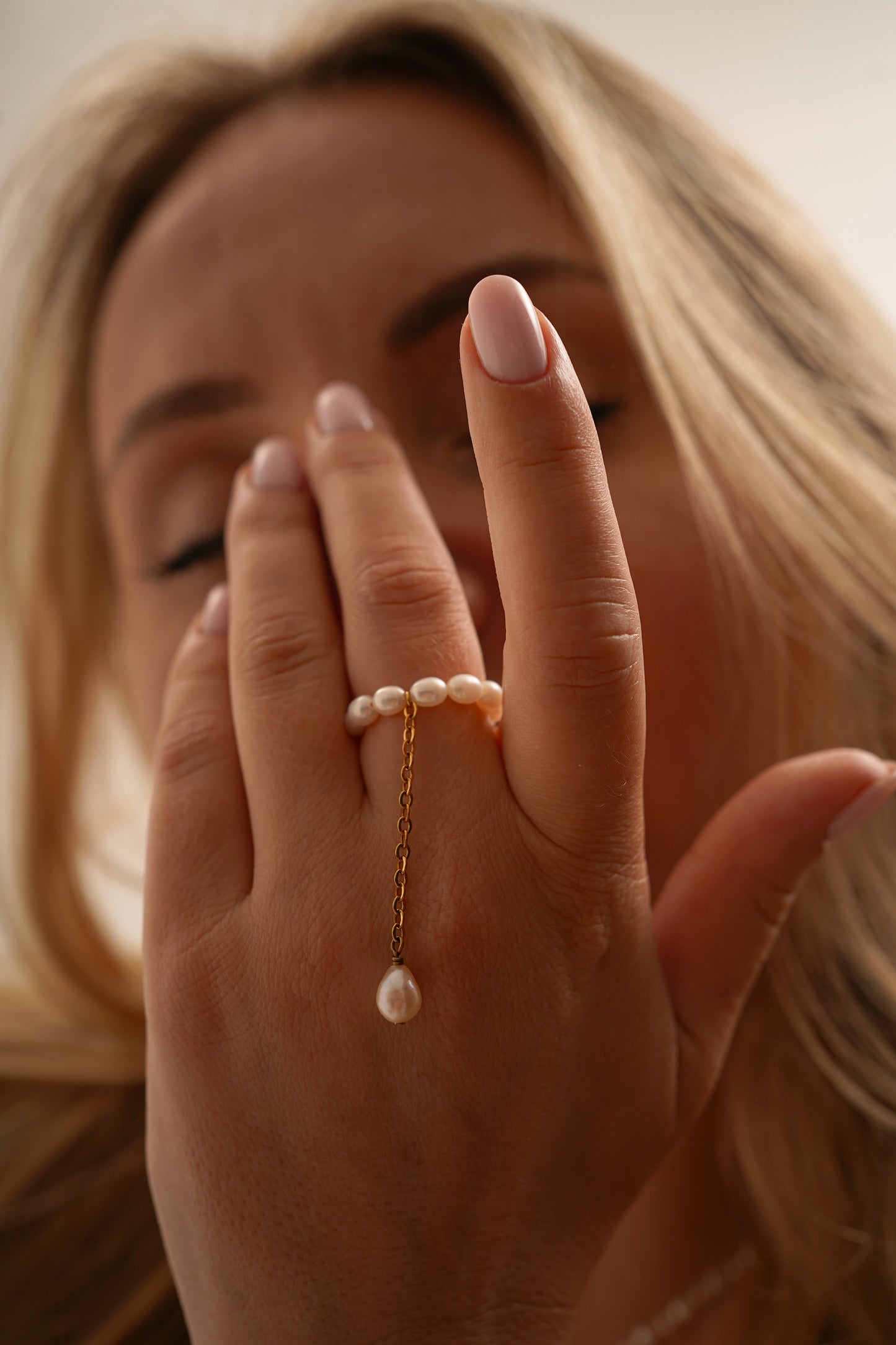 Dancing Pearl Ring