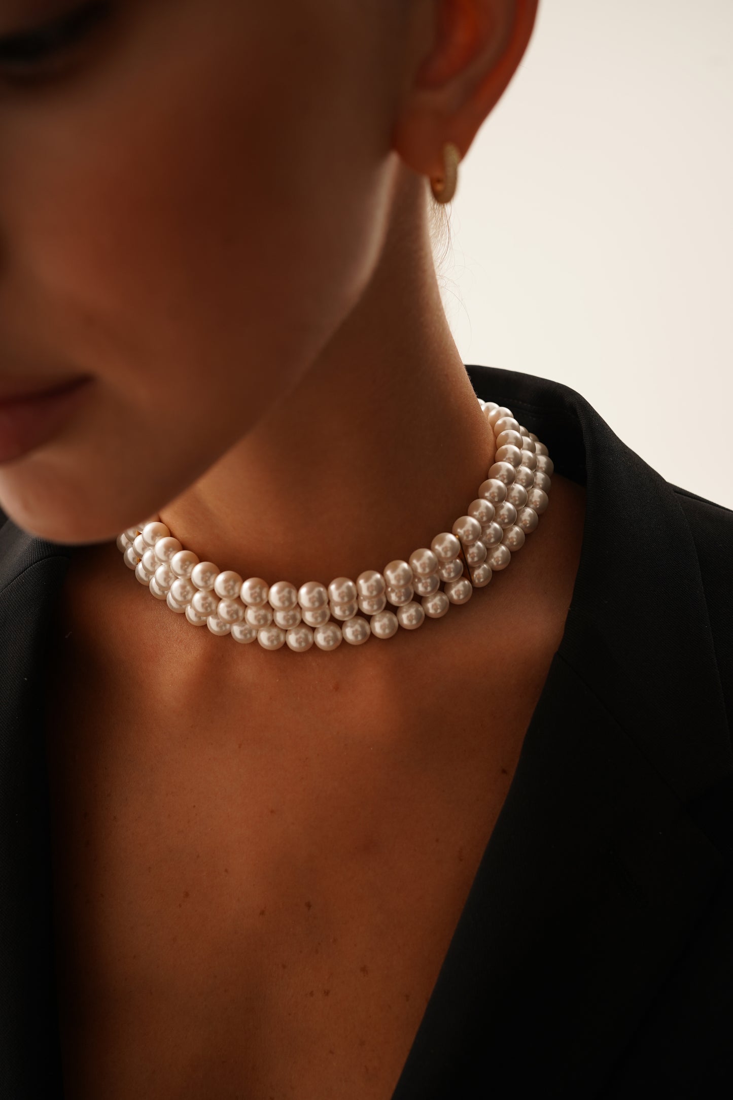 Timeless Pearl Choker