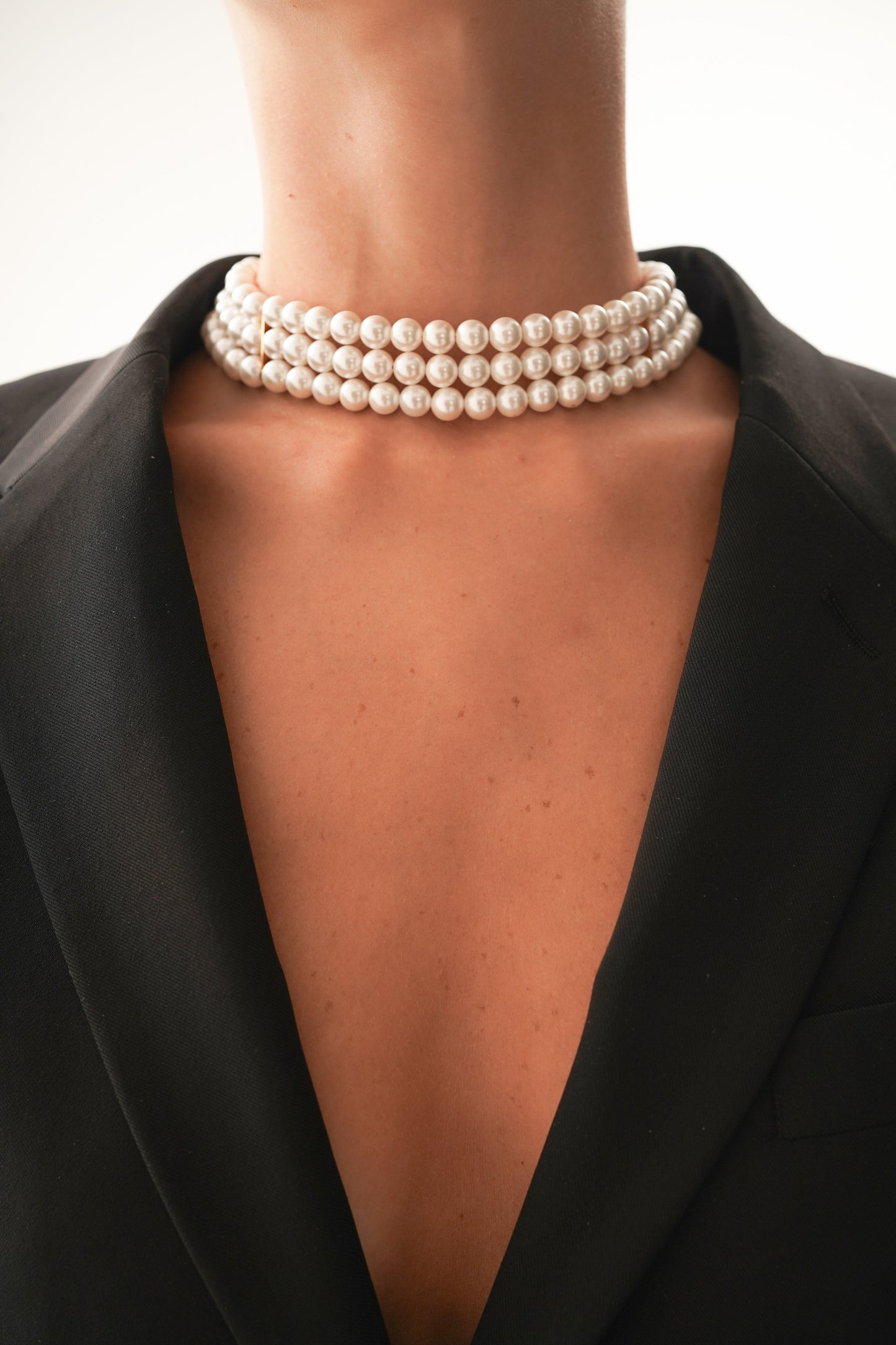 Timeless Pearl Choker