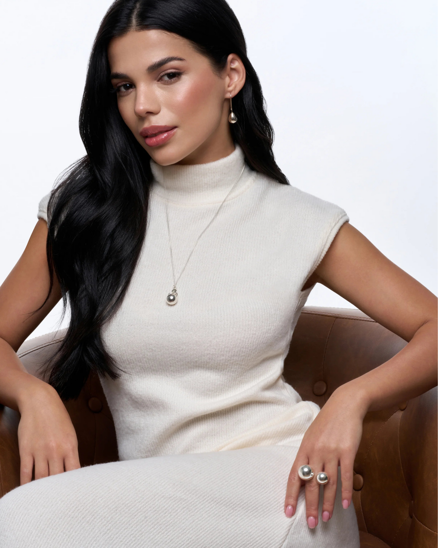 The Sphere One Necklace