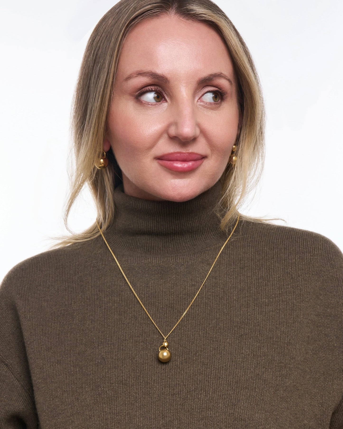 The Sphere One Necklace