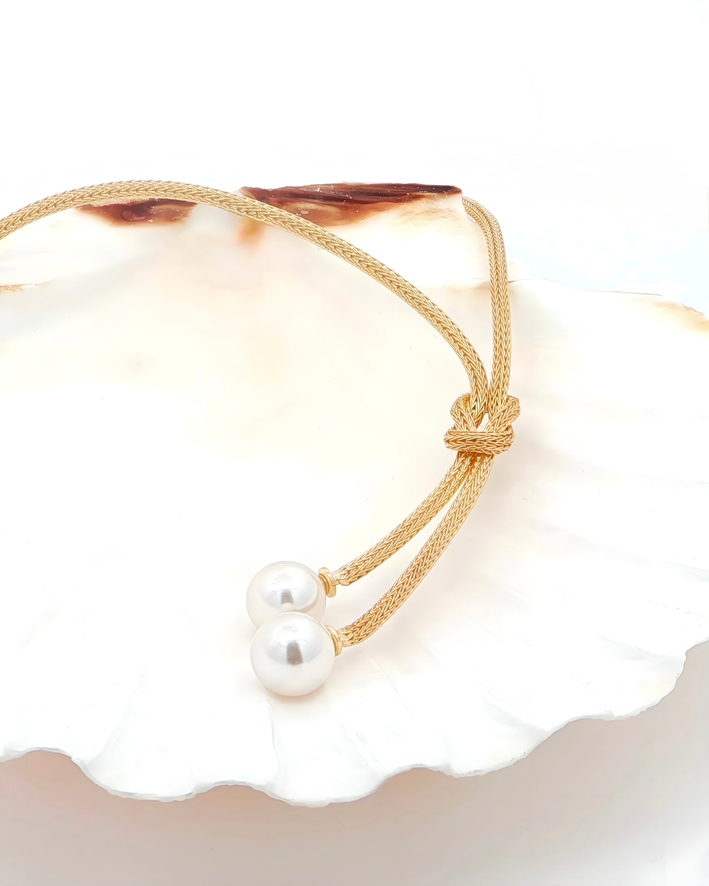 The Dewdrop One Necklace