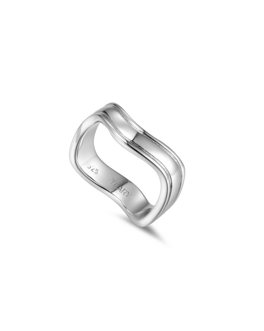 Smooth Wave Ring