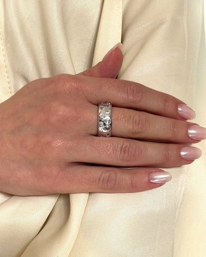 The Glimmer One Ring