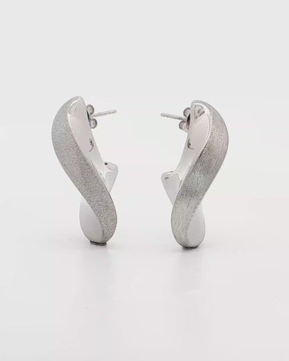 The Flowing One Earrings