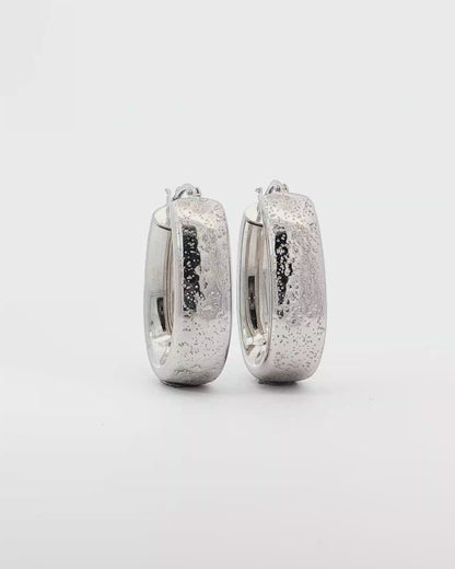 The Sleek One Earrings Medium